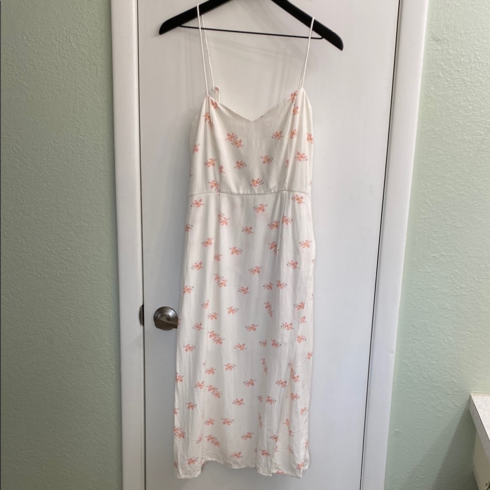 Francesca’s White Dress with Pink Flowers NWOT